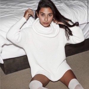 American apparel turtleneck sweater